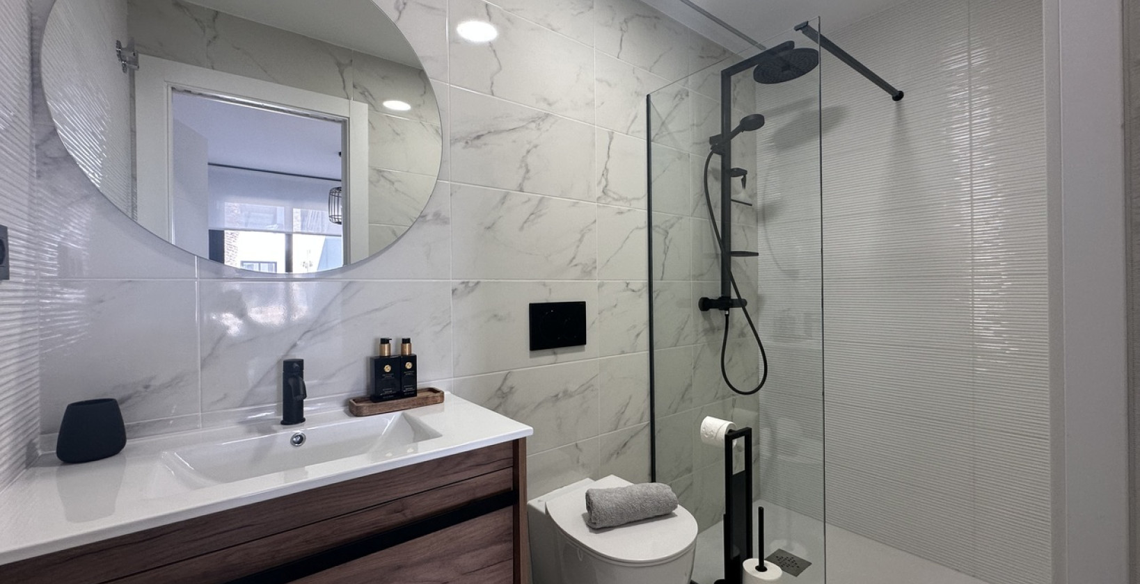 Resale - Apartment / flat - Torrevieja - Punta Prima