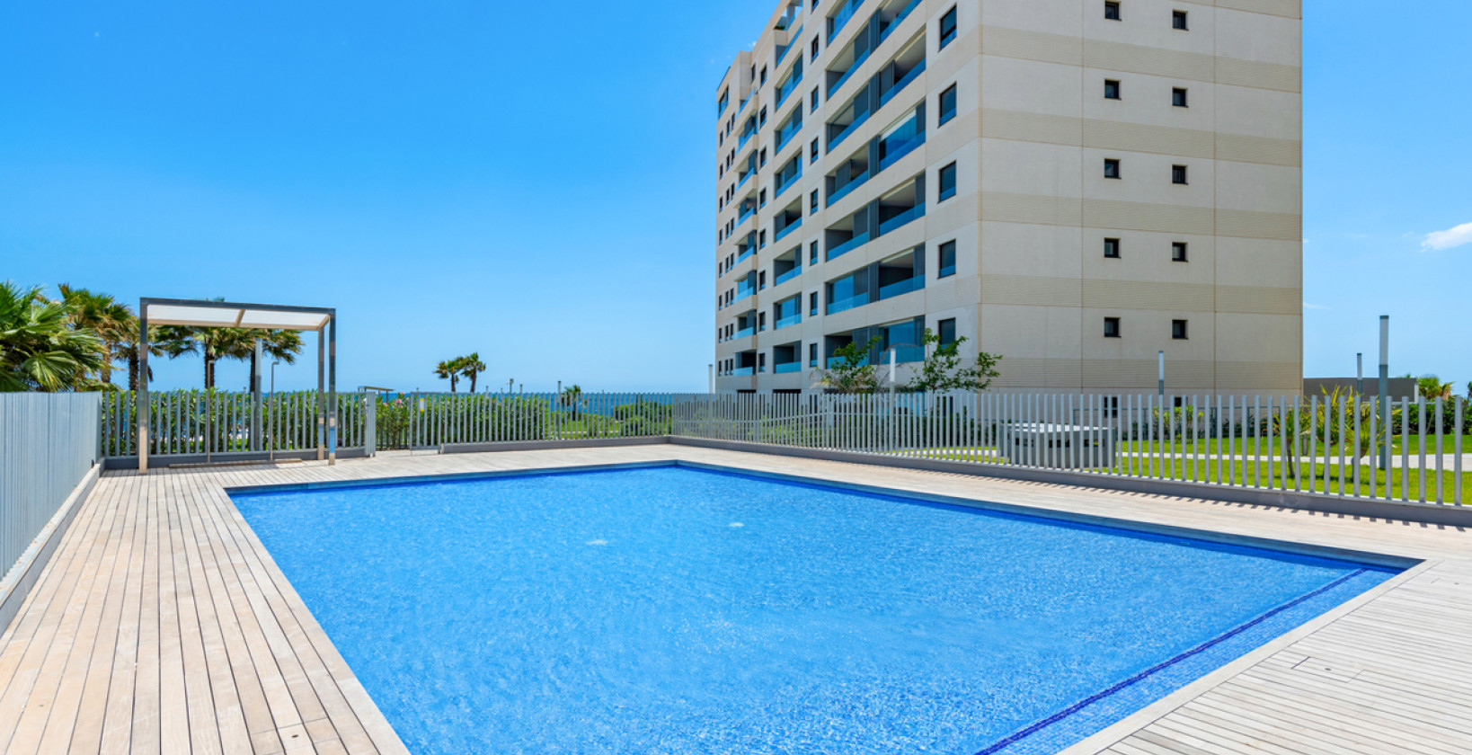 Resale - Apartment / flat - Torrevieja - Punta Prima