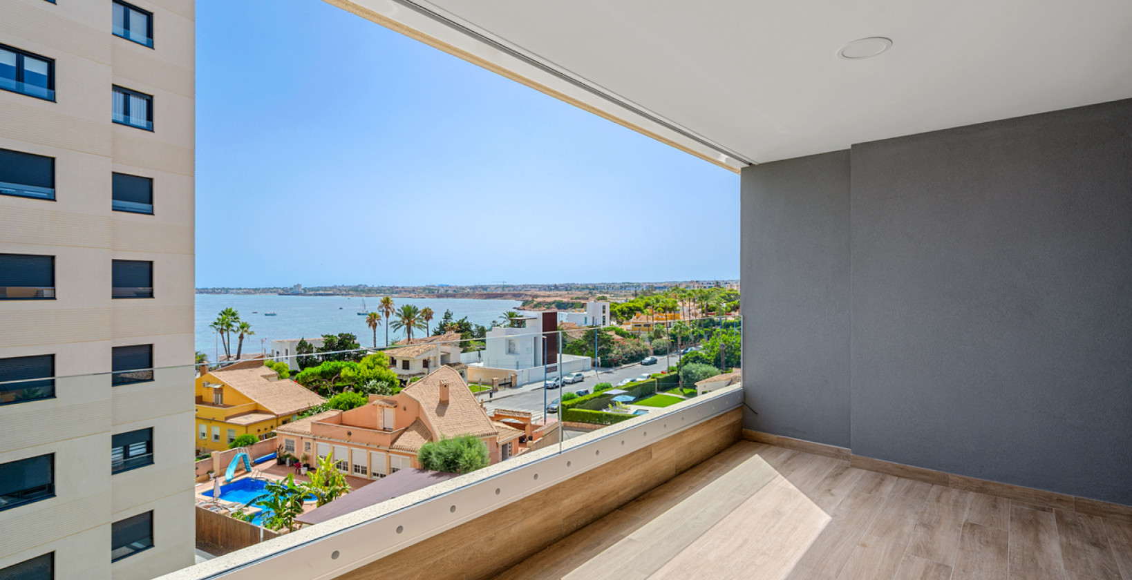 Resale - Apartment / flat - Torrevieja - Punta Prima