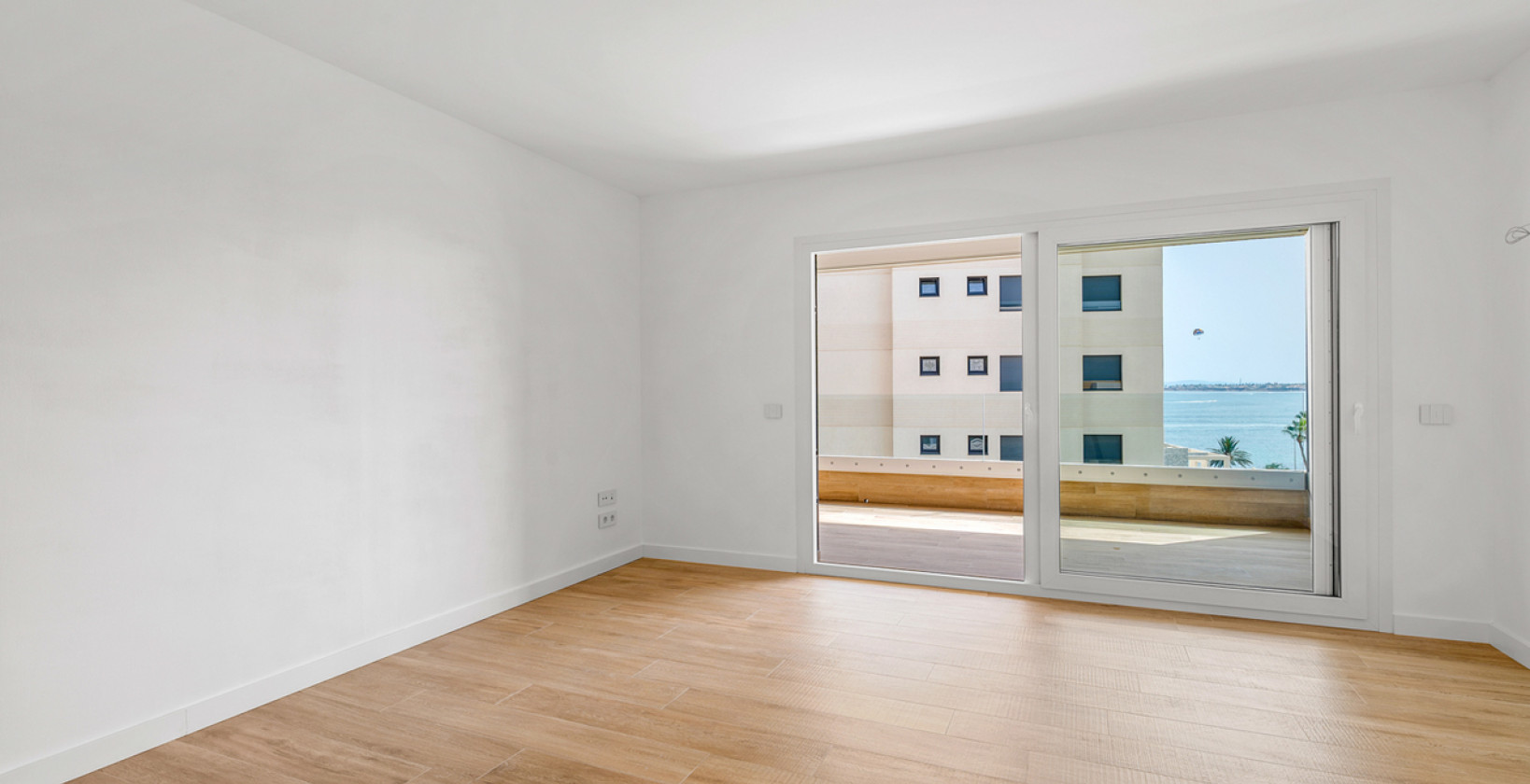 Resale - Apartment / flat - Torrevieja - Punta Prima