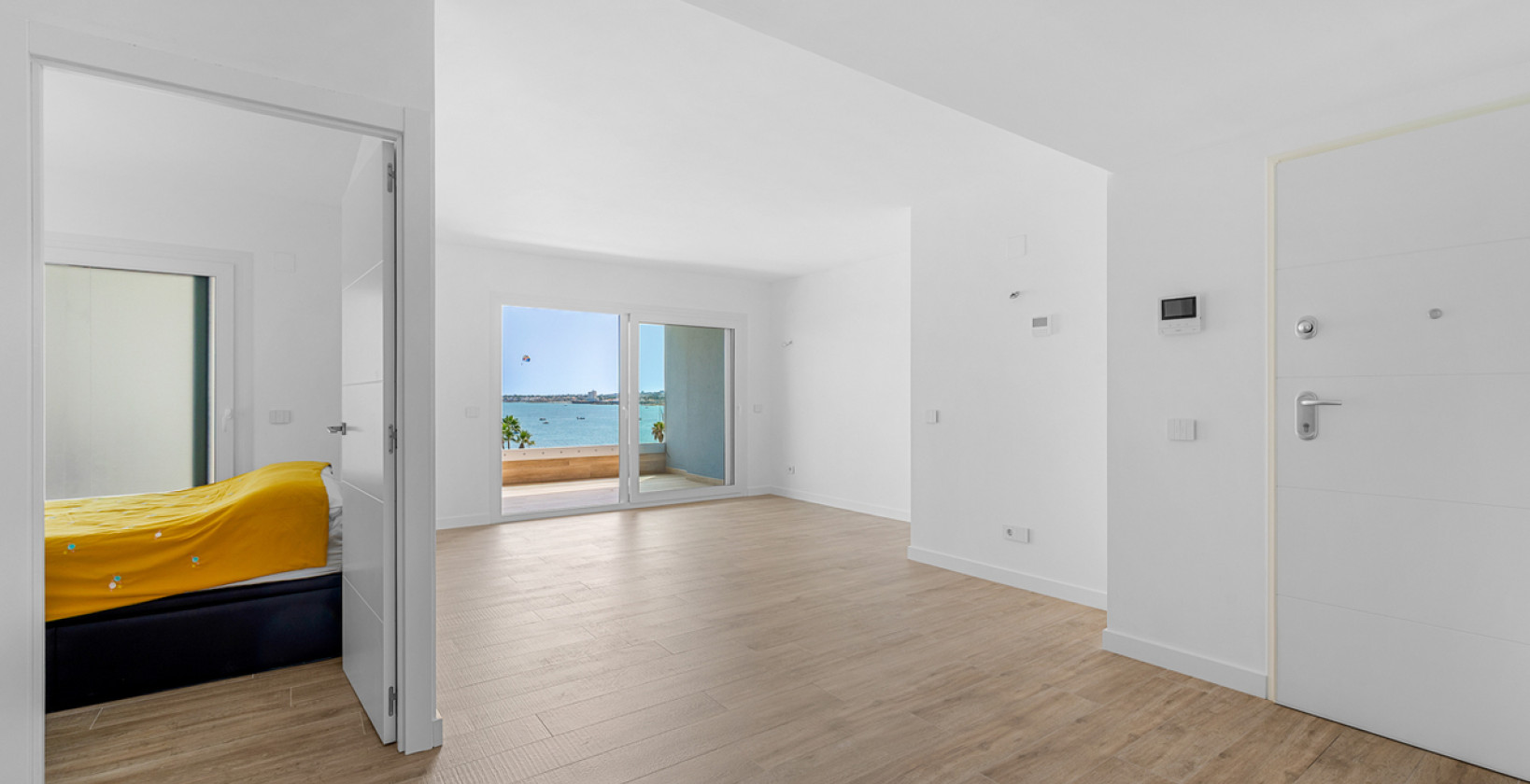 Resale - Apartment / flat - Torrevieja - Punta Prima