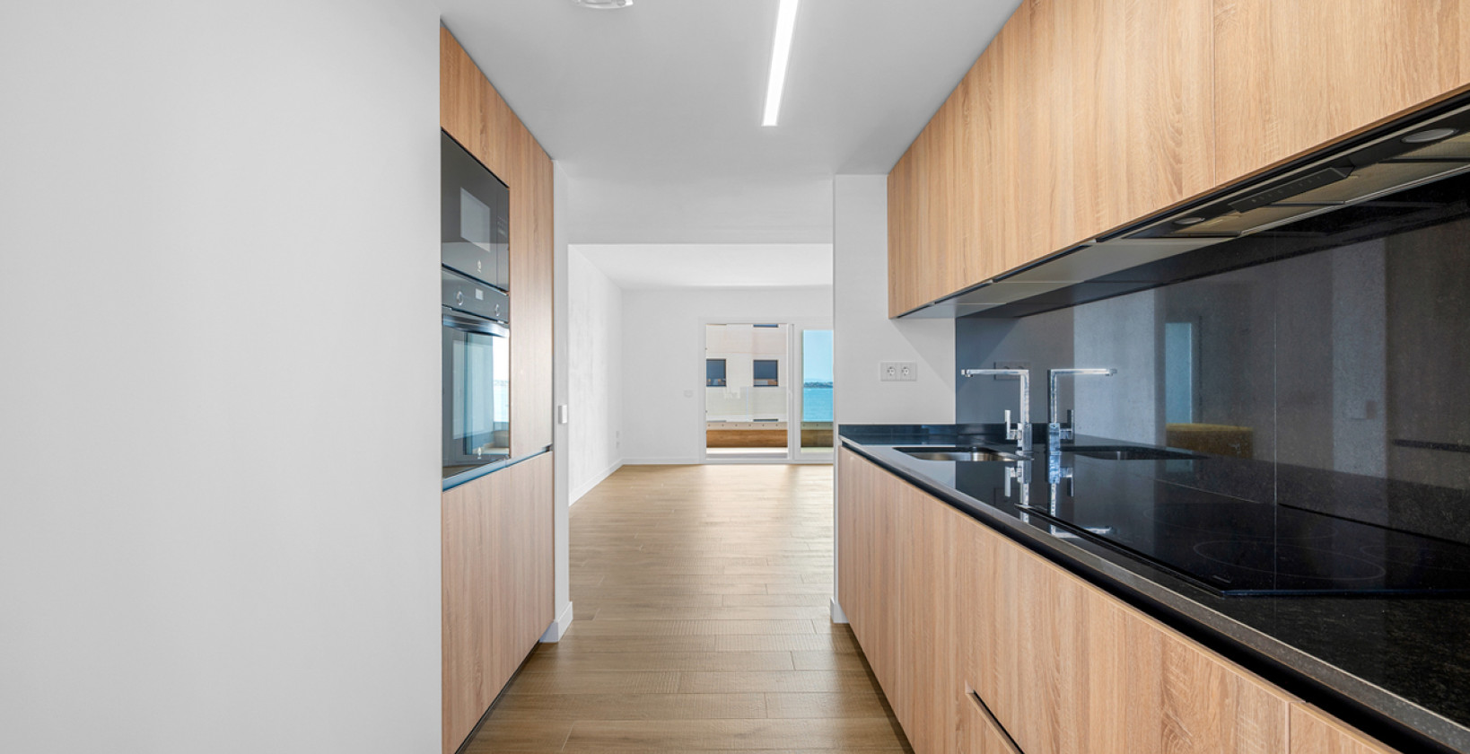 Resale - Apartment / flat - Torrevieja - Punta Prima