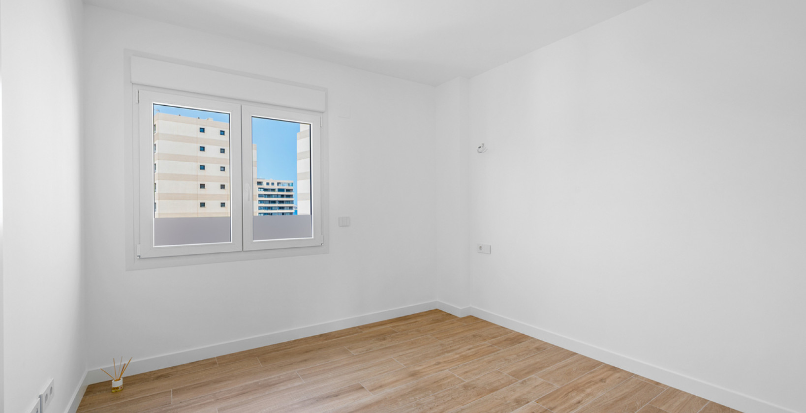 Resale - Apartment / flat - Torrevieja - Punta Prima
