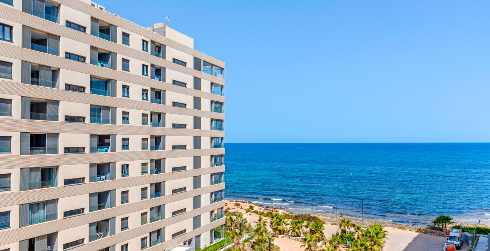 Resale - Apartment / flat - Torrevieja - Punta Prima