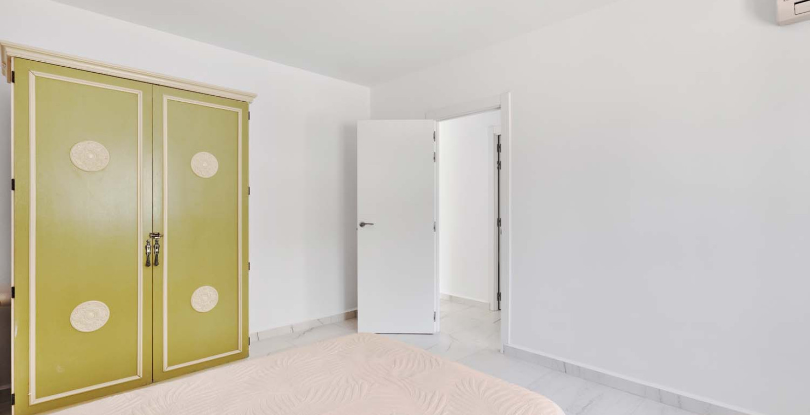 Resale - Villa - Pinar de Campoverde