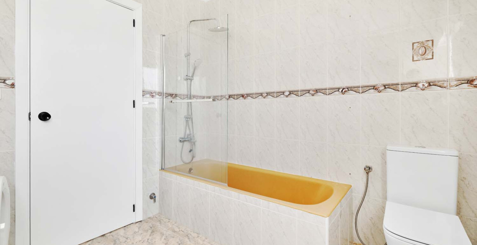 Resale - Villa - Pinar de Campoverde