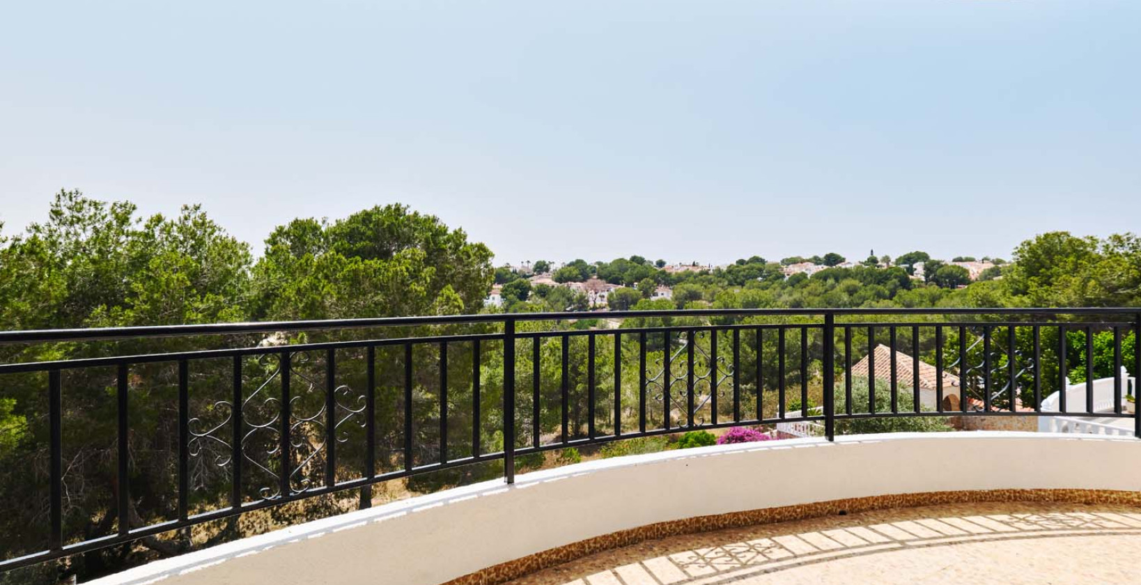 Resale - Villa - Pinar de Campoverde