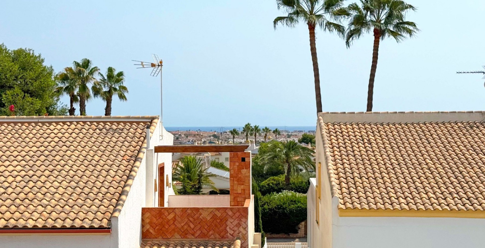 Resale - Villa - Orihuela Costa - Villamartín