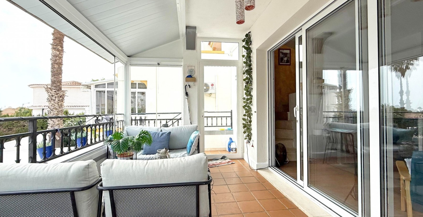 Resale - Villa - Orihuela Costa - Villamartín