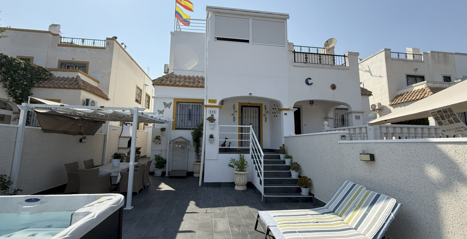 Resale - Villa - Orihuela Costa - La Zenia