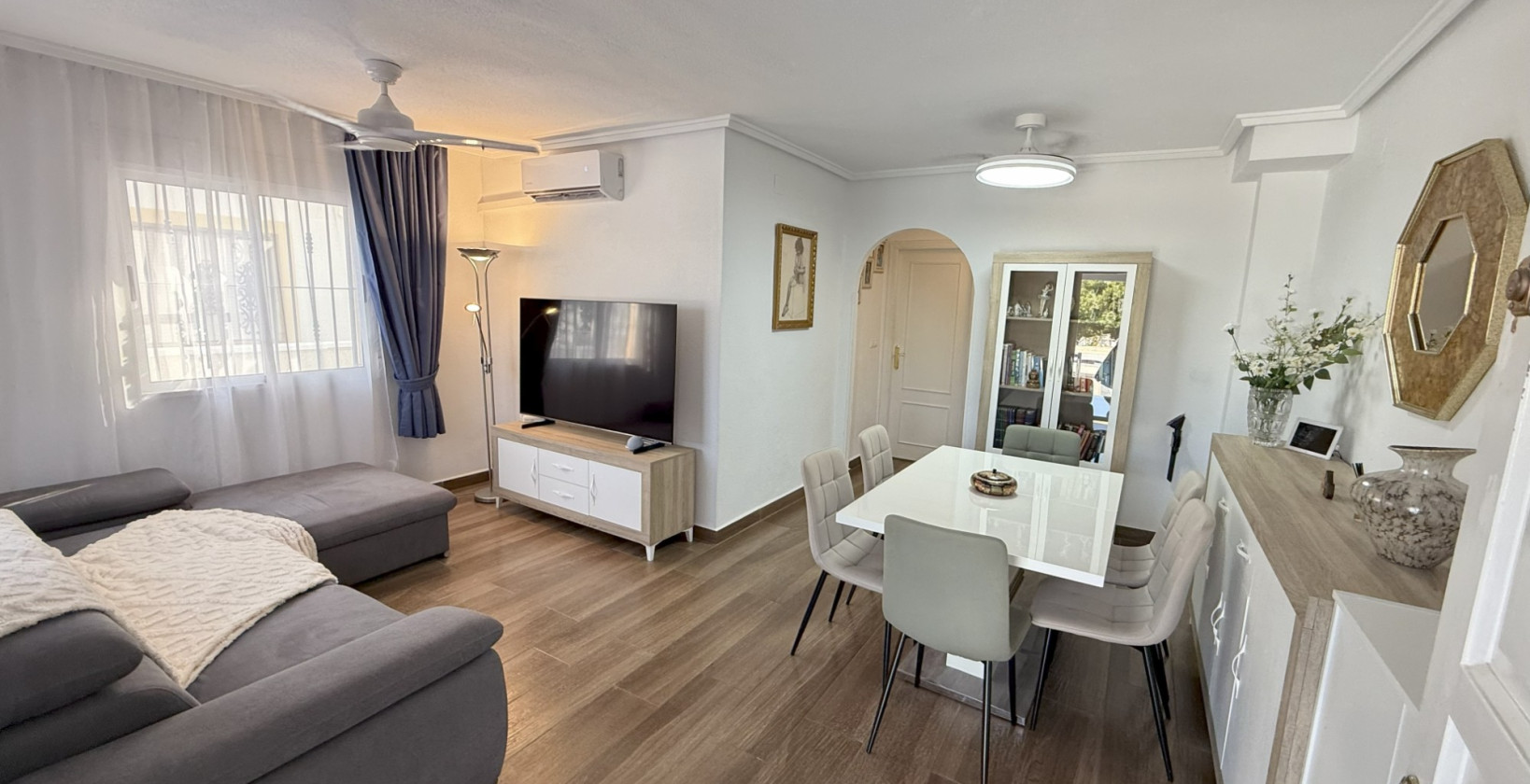 Resale - Villa - Orihuela Costa - La Zenia