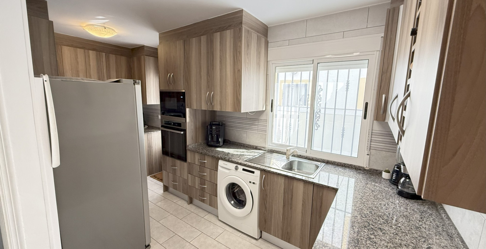 Resale - Villa - Orihuela Costa - La Zenia