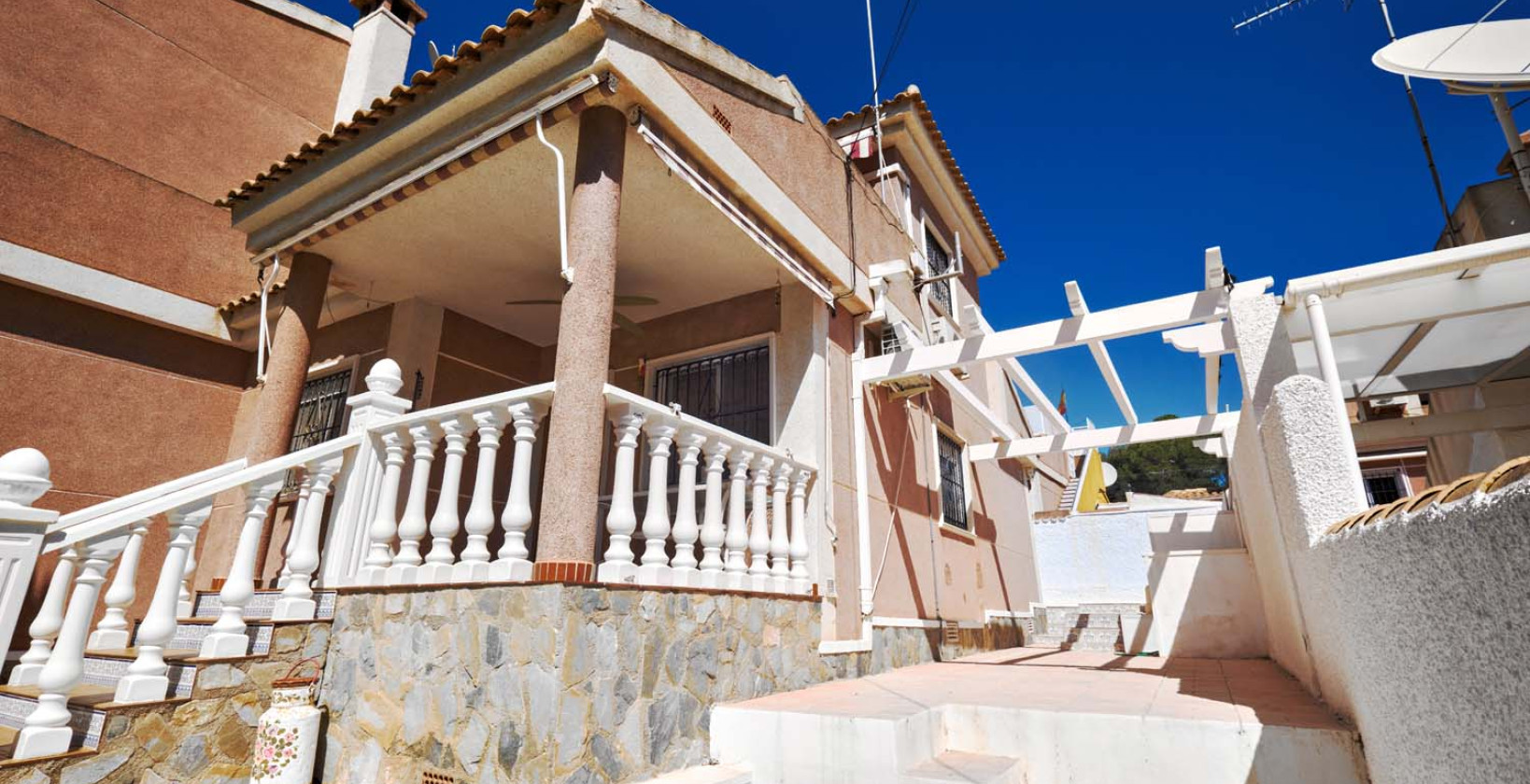 Bruktbolig - Semi-Detached Villa - Pinar de Campoverde