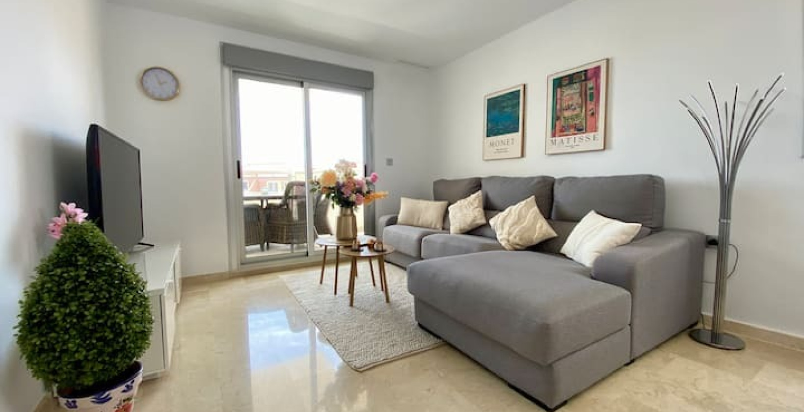 Resale - Apartment / flat - Villamartín - Costa Blanca