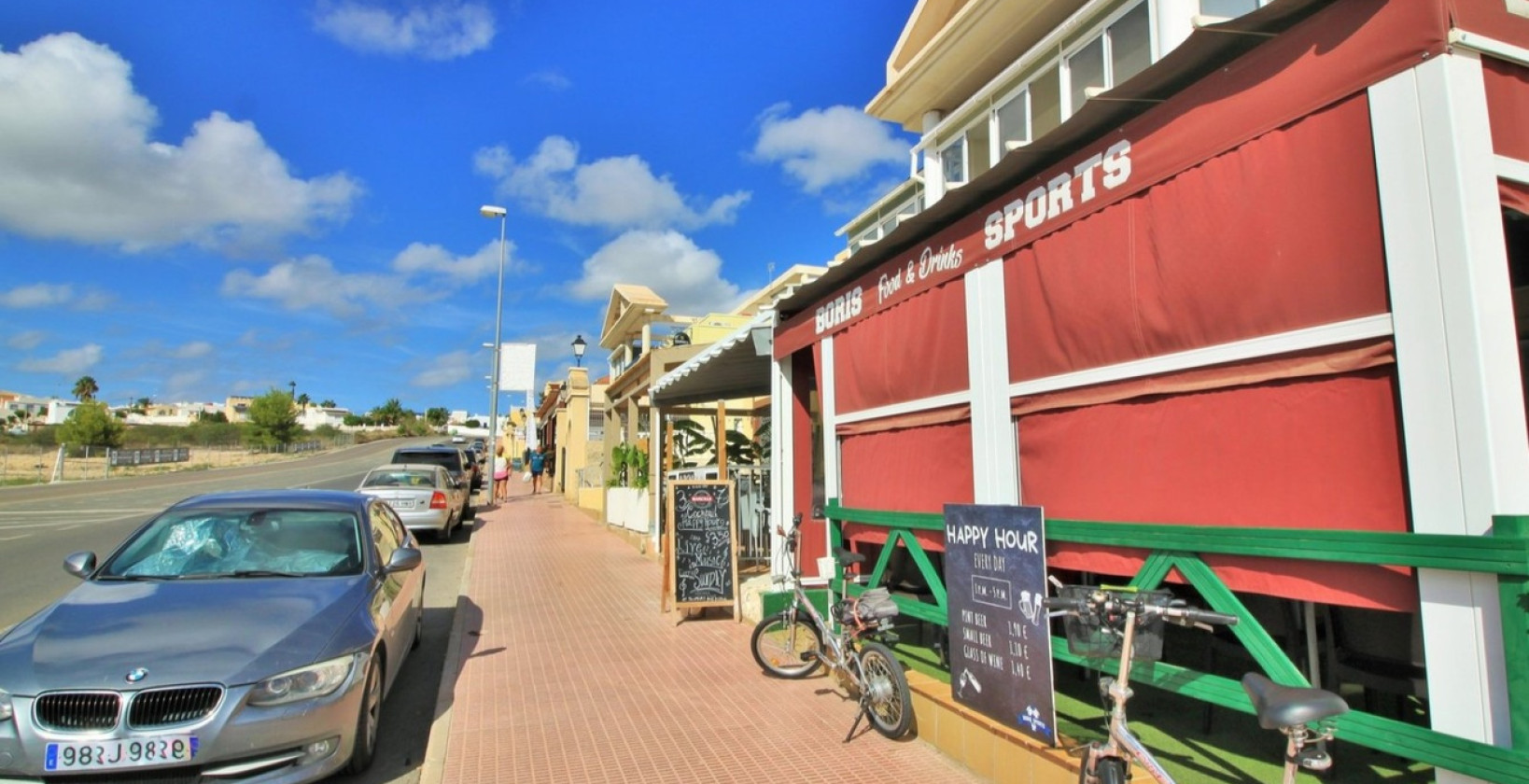 Resale - Apartment / flat - Villamartín - Costa Blanca