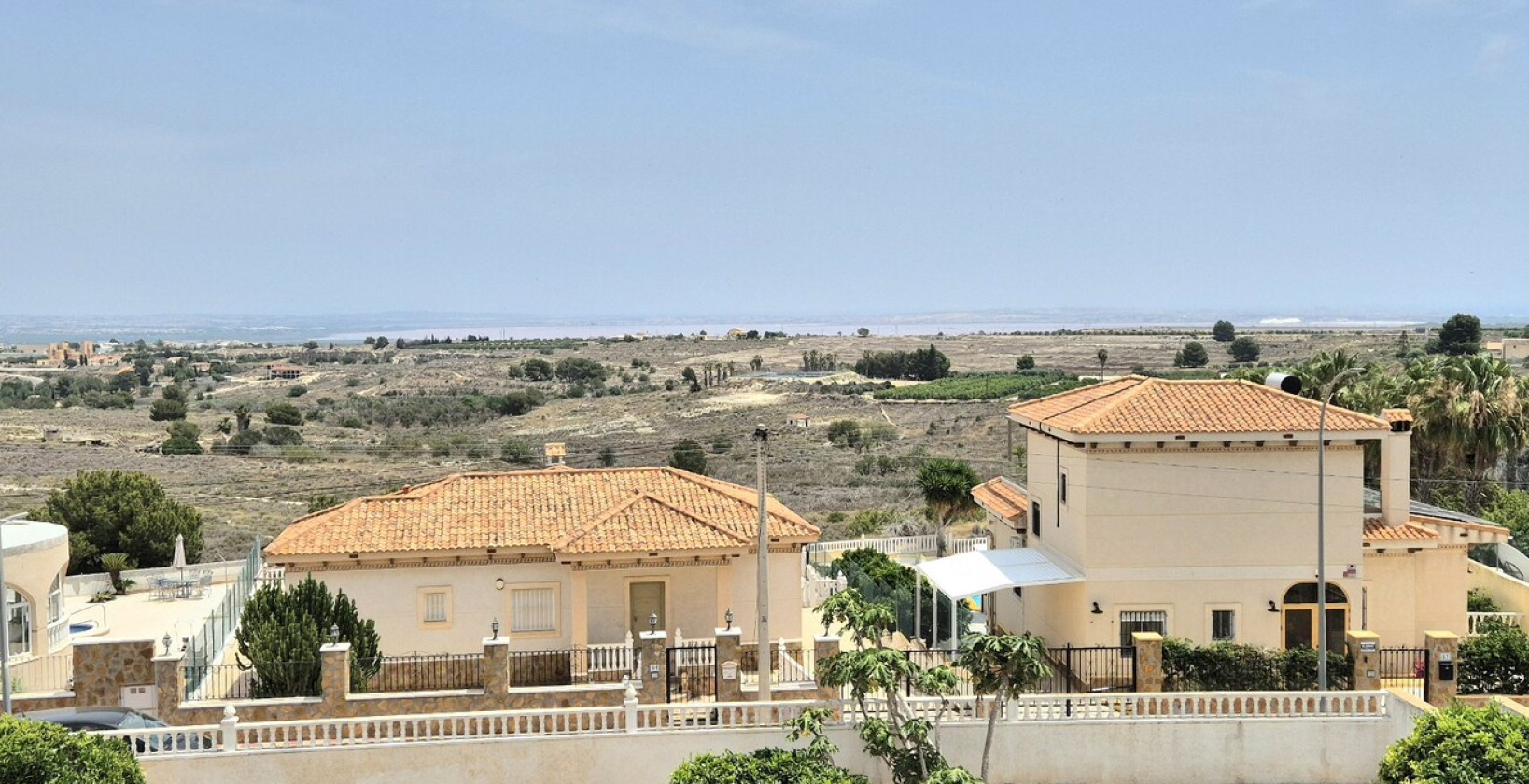 Resale - Villa - San Miguel de Salinas - Ciudad De Las Comunicaciones