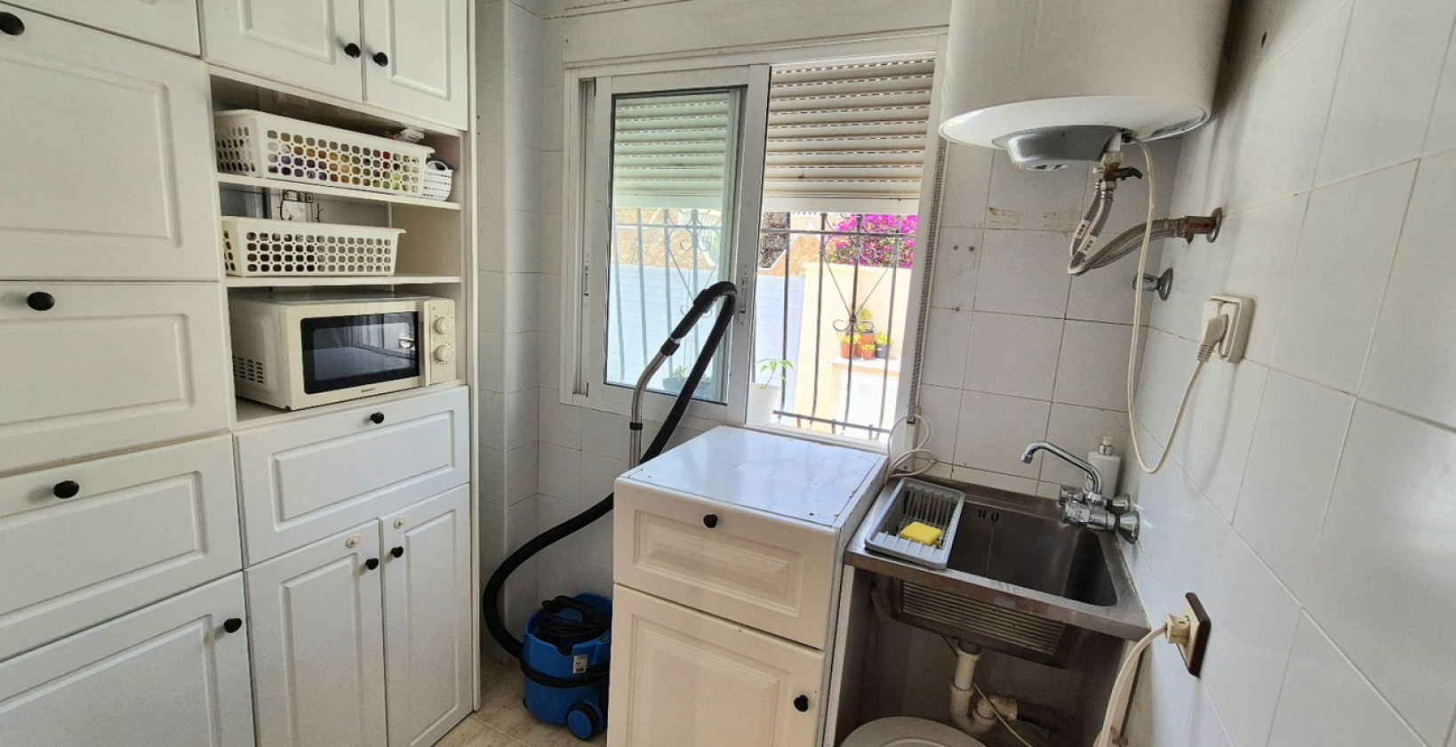 Resale - Villa - San Miguel de Salinas - Ciudad De Las Comunicaciones