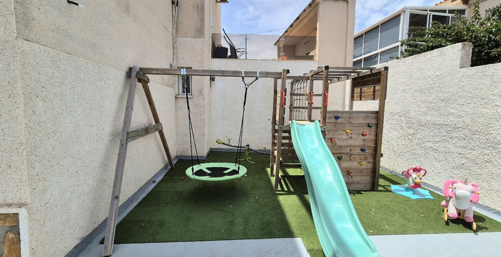 Resale - Villa - San Miguel de Salinas - Ciudad De Las Comunicaciones