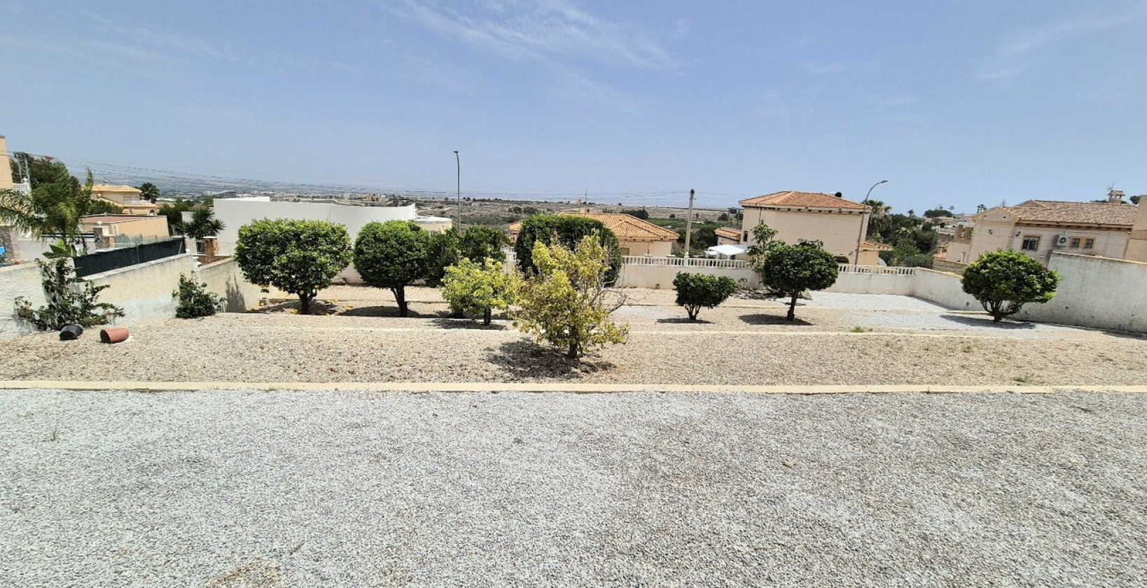 Resale - Villa - San Miguel de Salinas - Ciudad De Las Comunicaciones