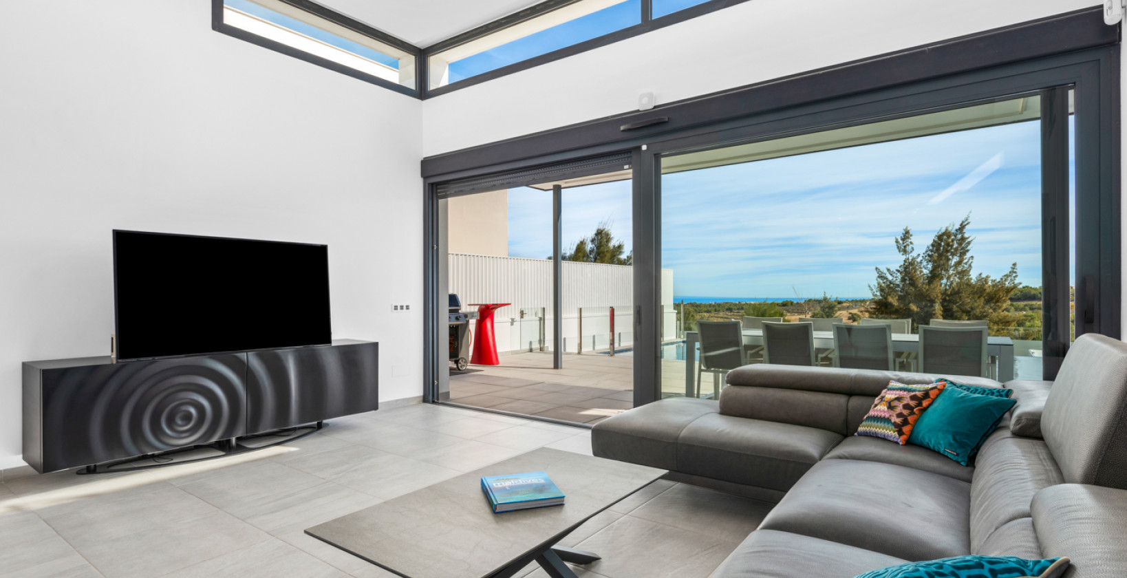 Återförsäljning - Villa - San Miguel de Salinas - Inland