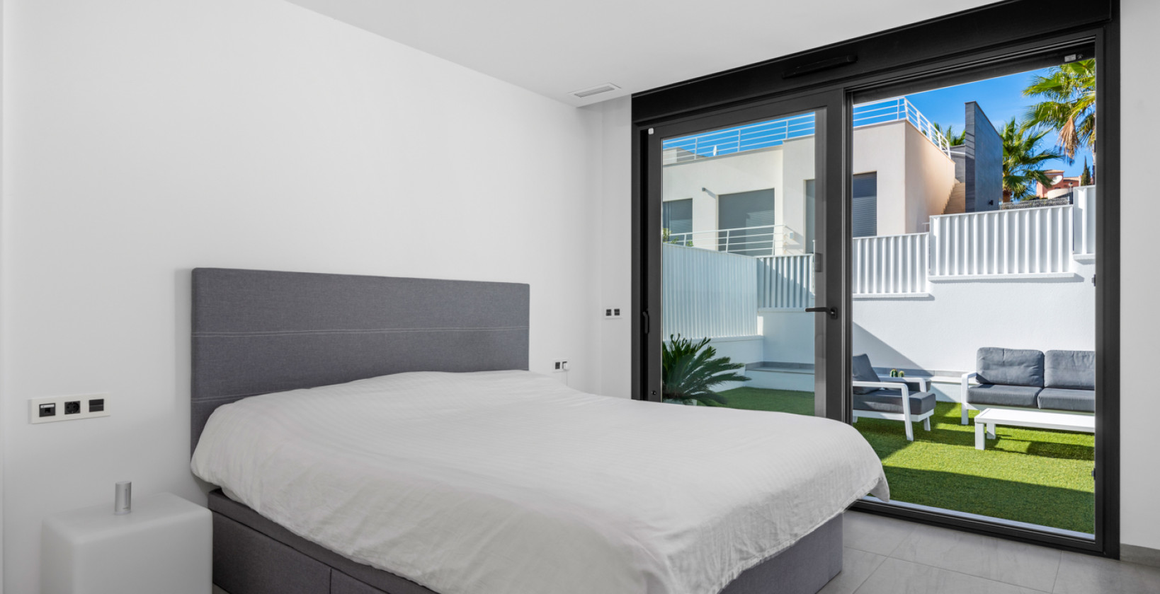 Återförsäljning - Villa - San Miguel de Salinas - Inland