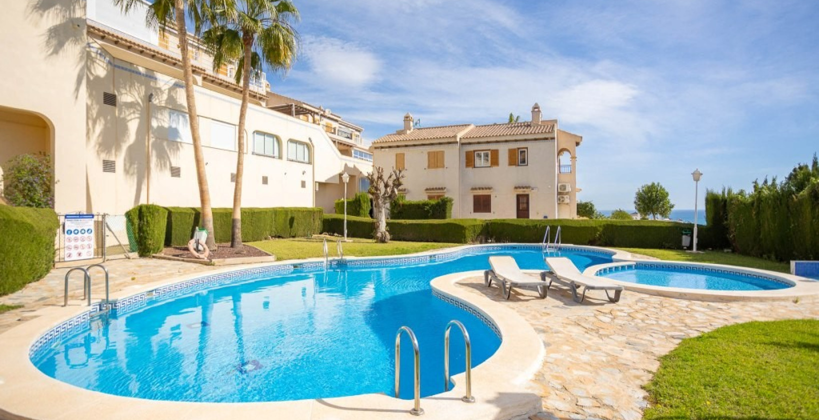 Resale - Duplex Apartment - Torrevieja