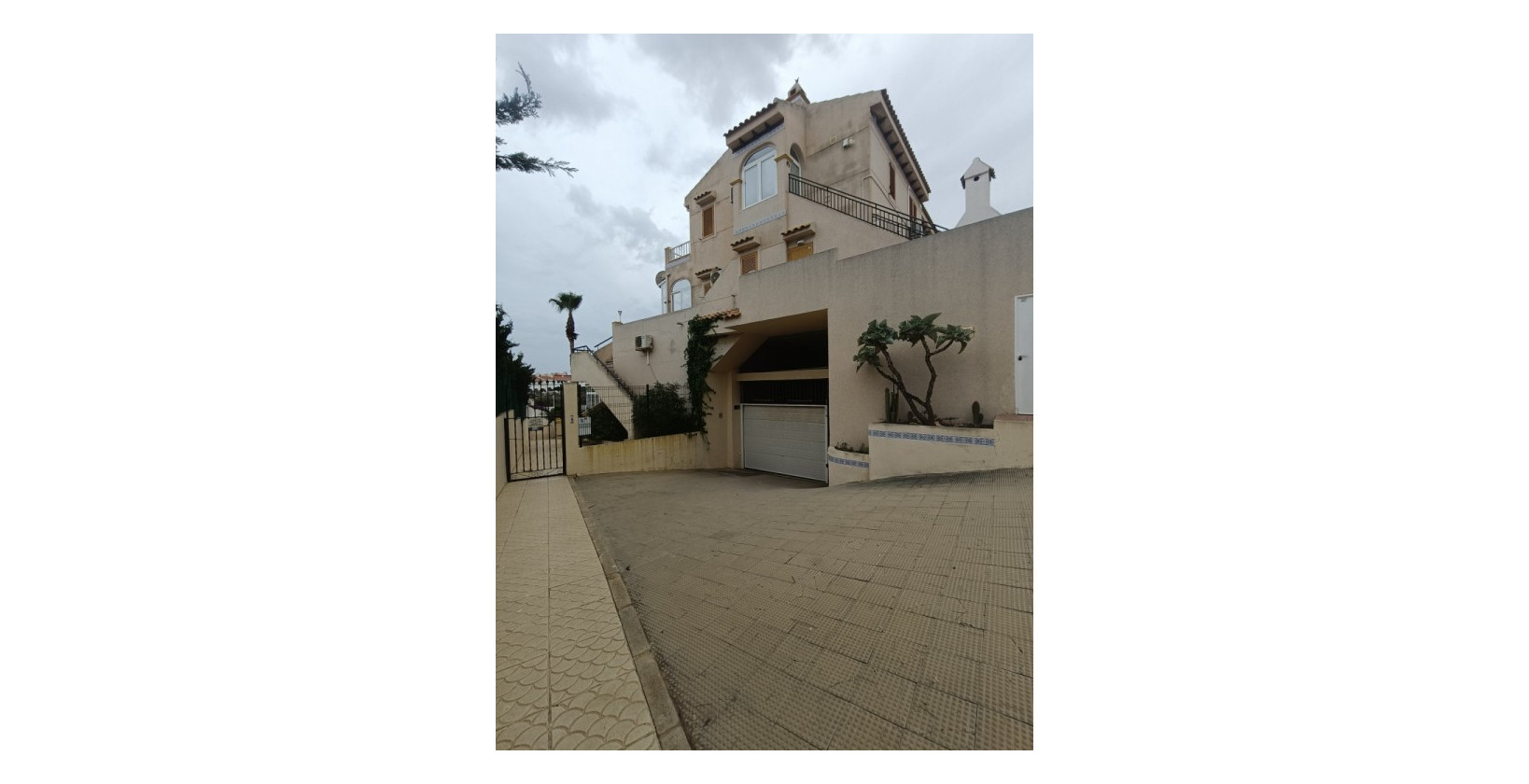 Resale - Duplex Apartment - Torrevieja