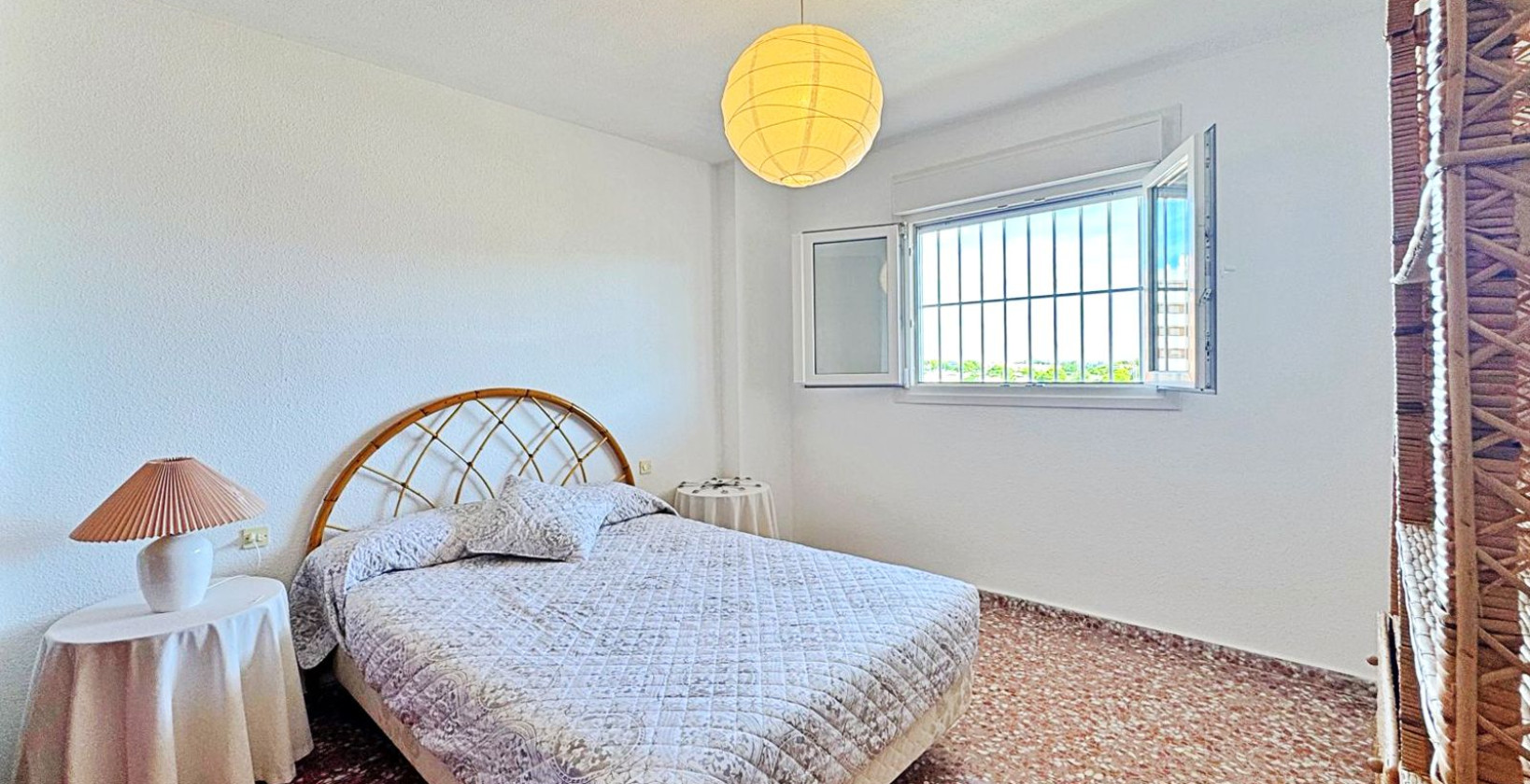 Resale - Apartment / flat - Torrevieja - Rocio del mar