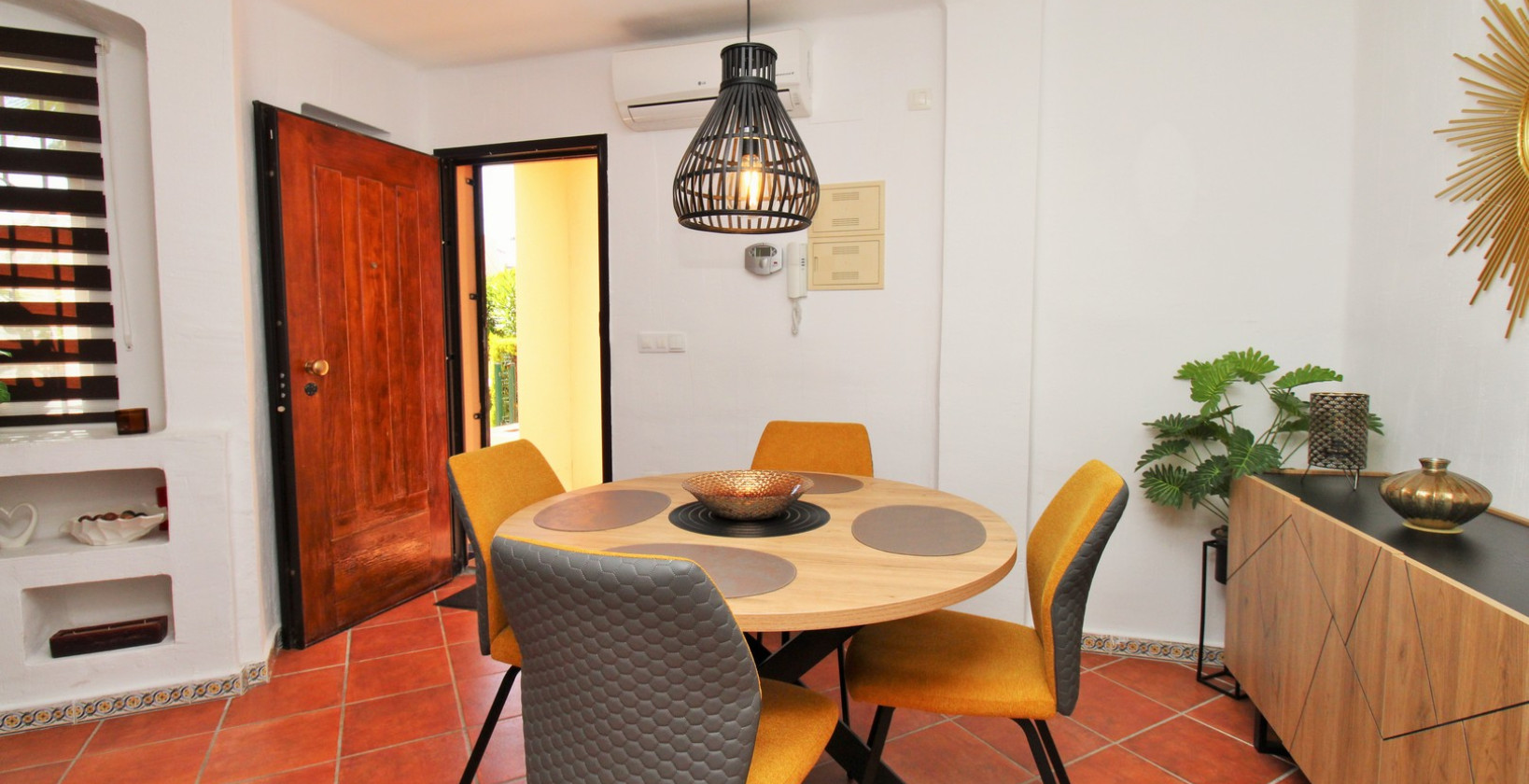 Återförsäljning - Lägenhet / lägenhet - Torrevieja - Punta Prima