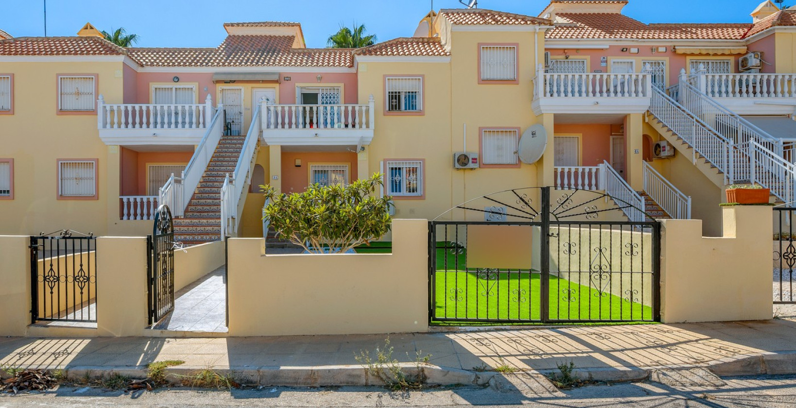 Resale - Apartments - San Miguel de Salinas - Orihuela Costa