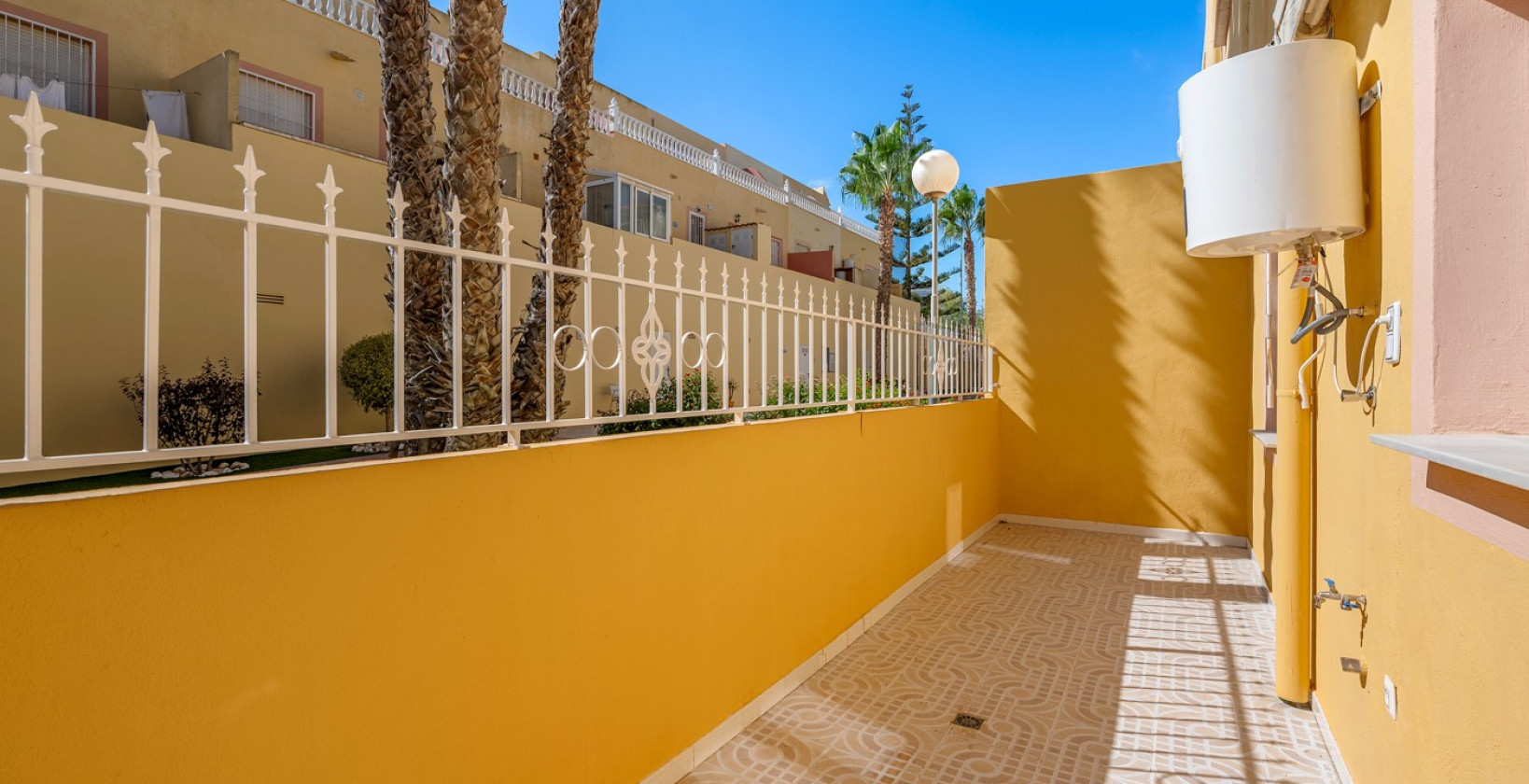 Resale - Apartments - San Miguel de Salinas - Orihuela Costa