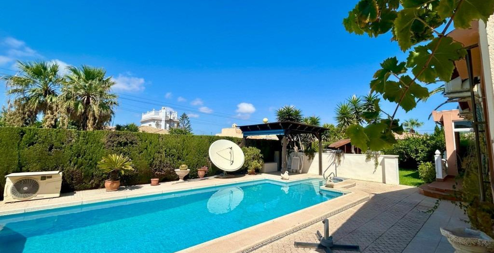 Återförsäljning - Villa - Orihuela Costa - Cabo Roig