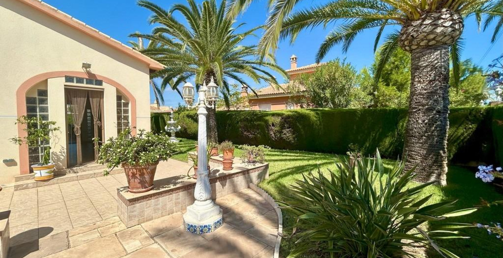 Återförsäljning - Villa - Orihuela Costa - Cabo Roig