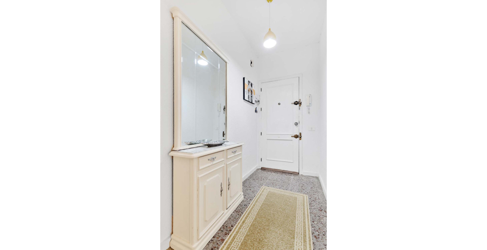 Resale - Apartment / flat - Lo Pagan