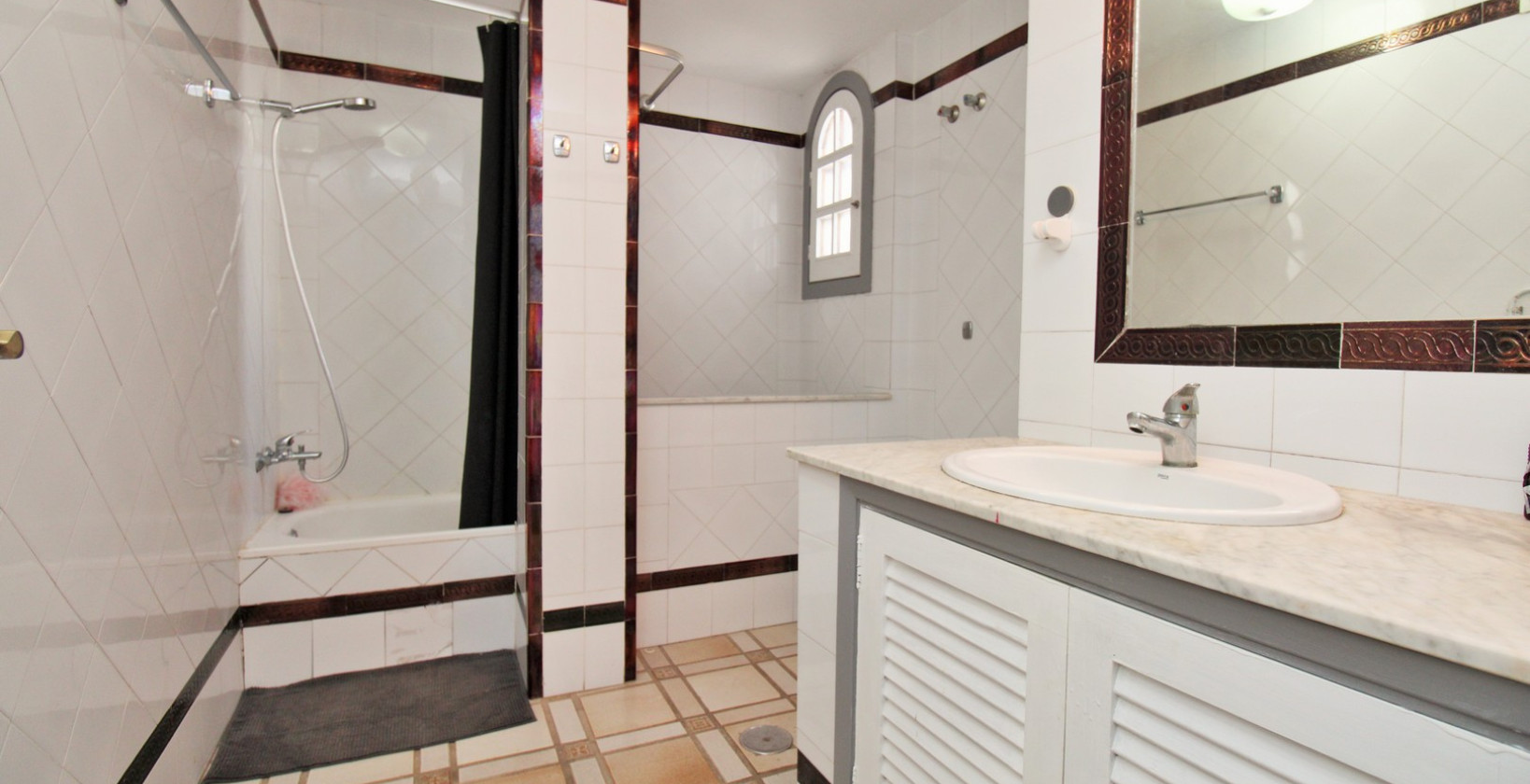 Resale - Apartment / flat - Villamartín - Villamartin