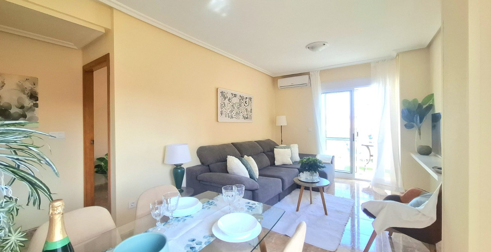Resale - Apartment / flat - Torrevieja - torrevieja
