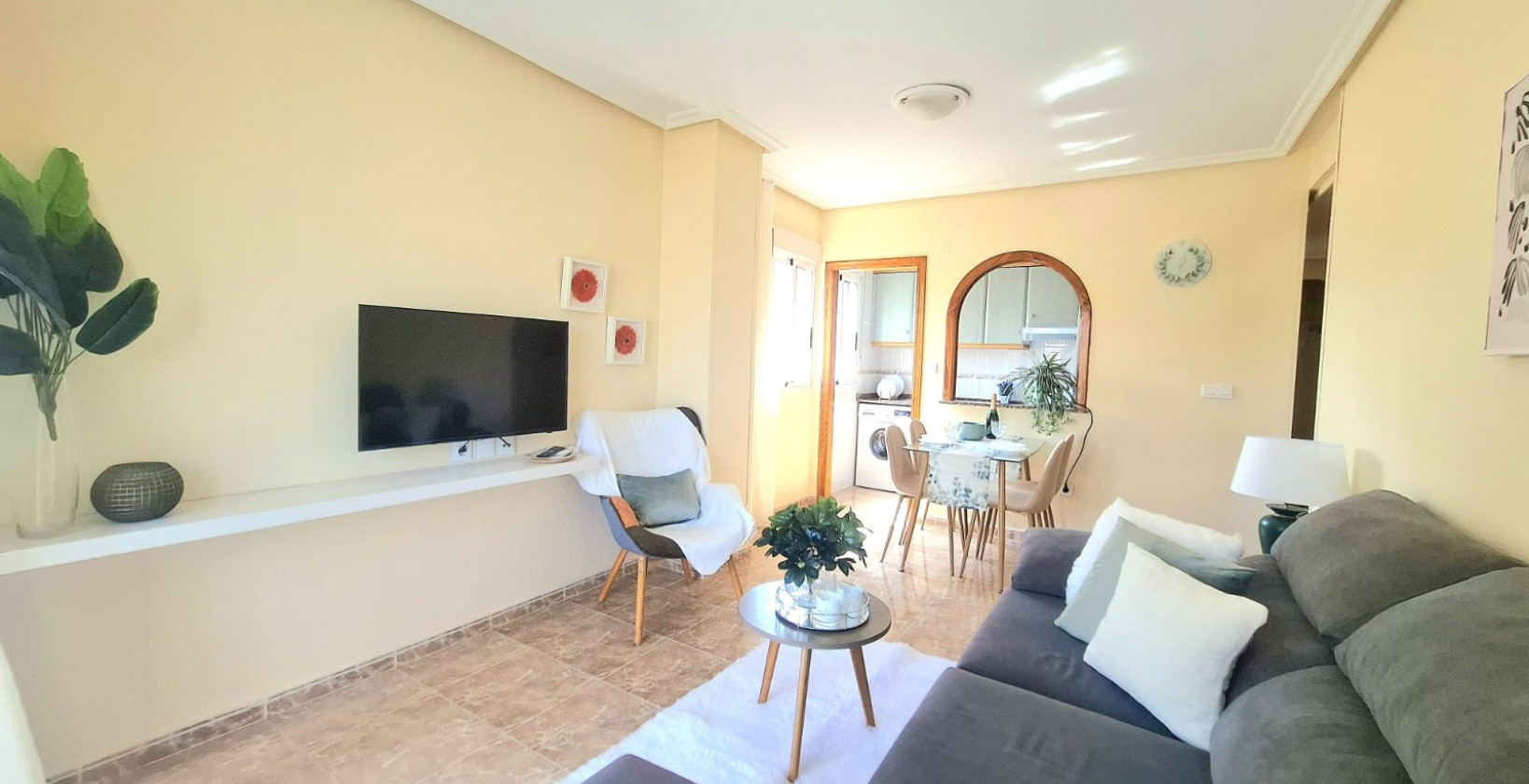 Resale - Apartment / flat - Torrevieja - torrevieja