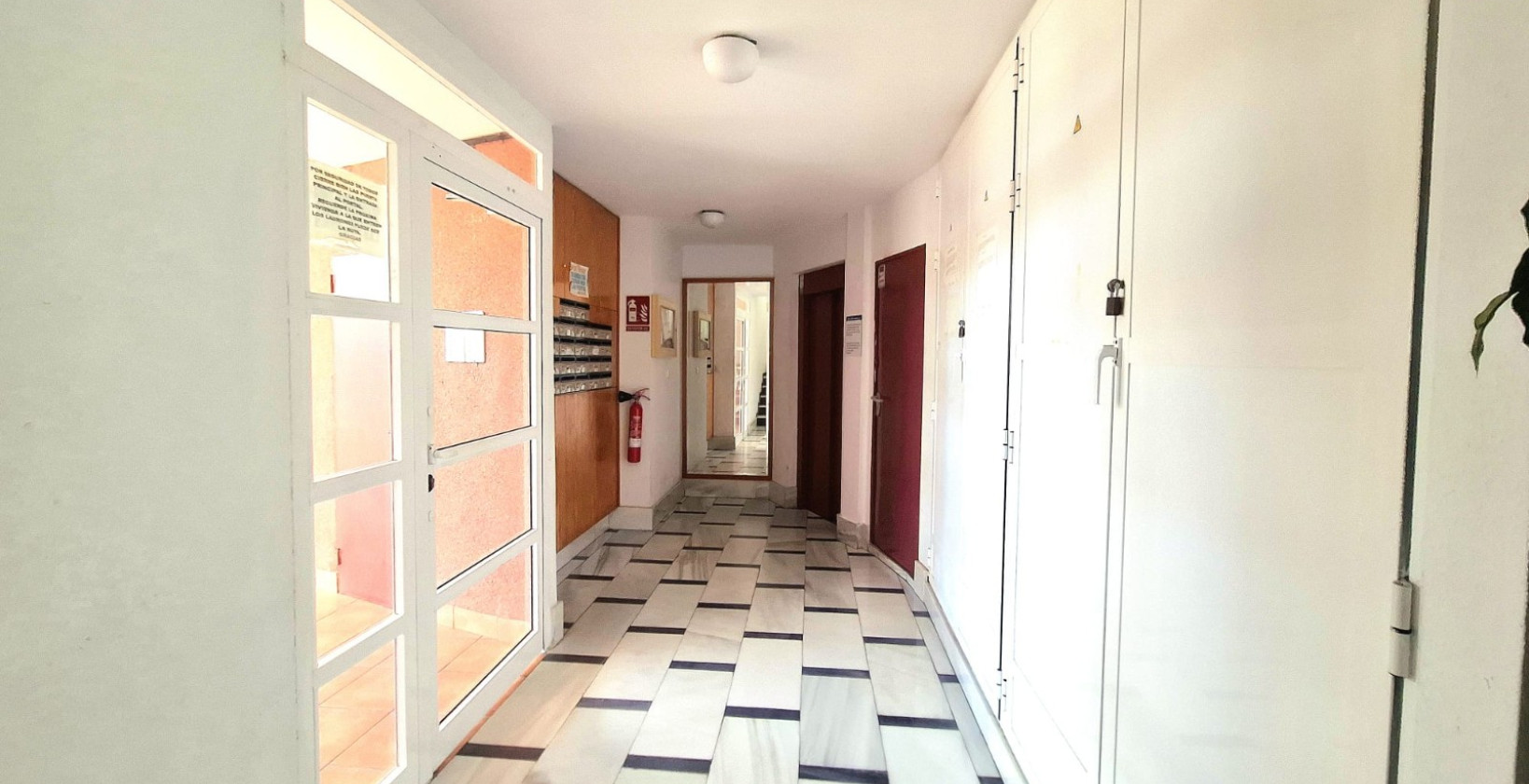 Resale - Apartment / flat - Torrevieja - torrevieja