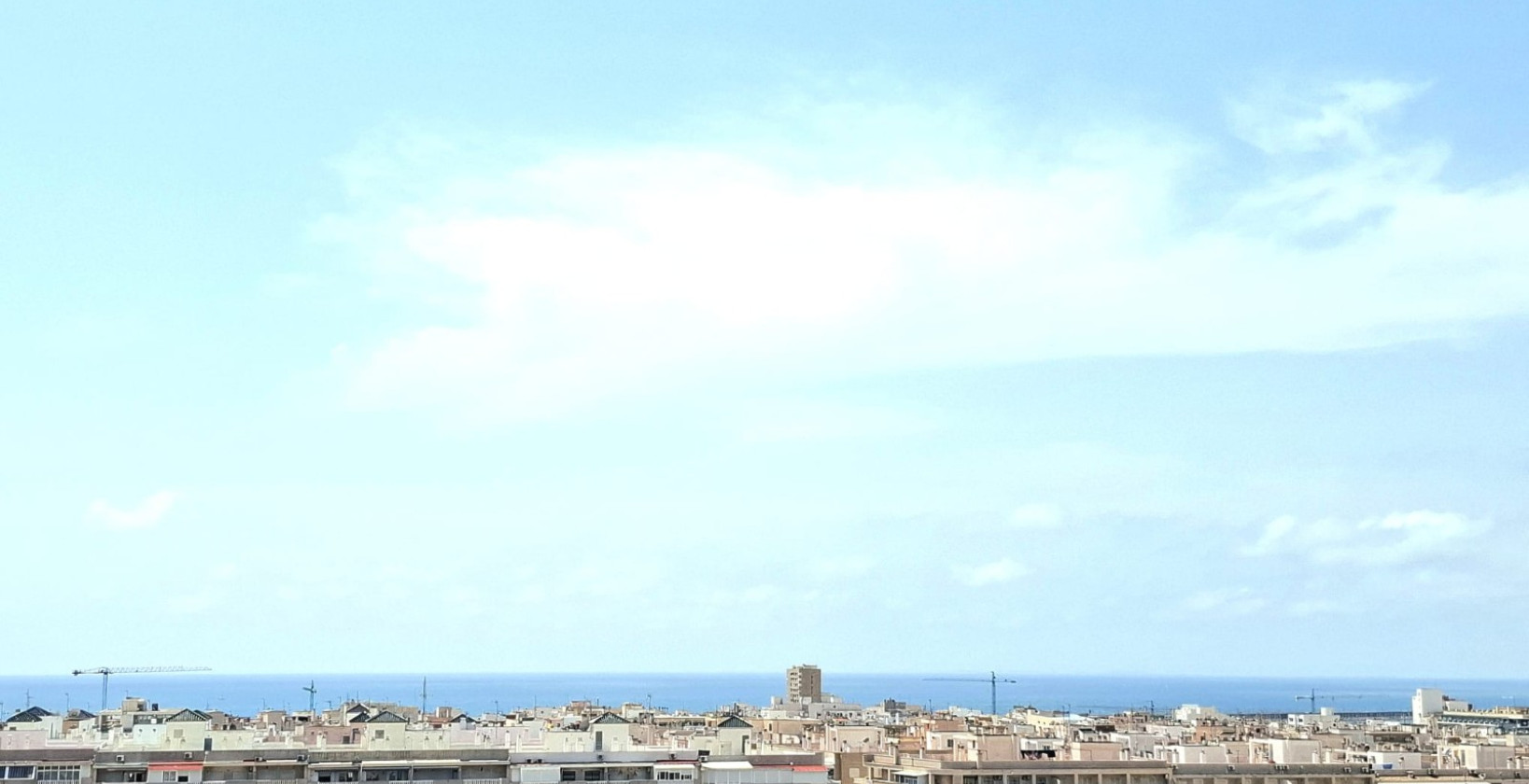 Resale - Apartment / flat - Torrevieja - torrevieja