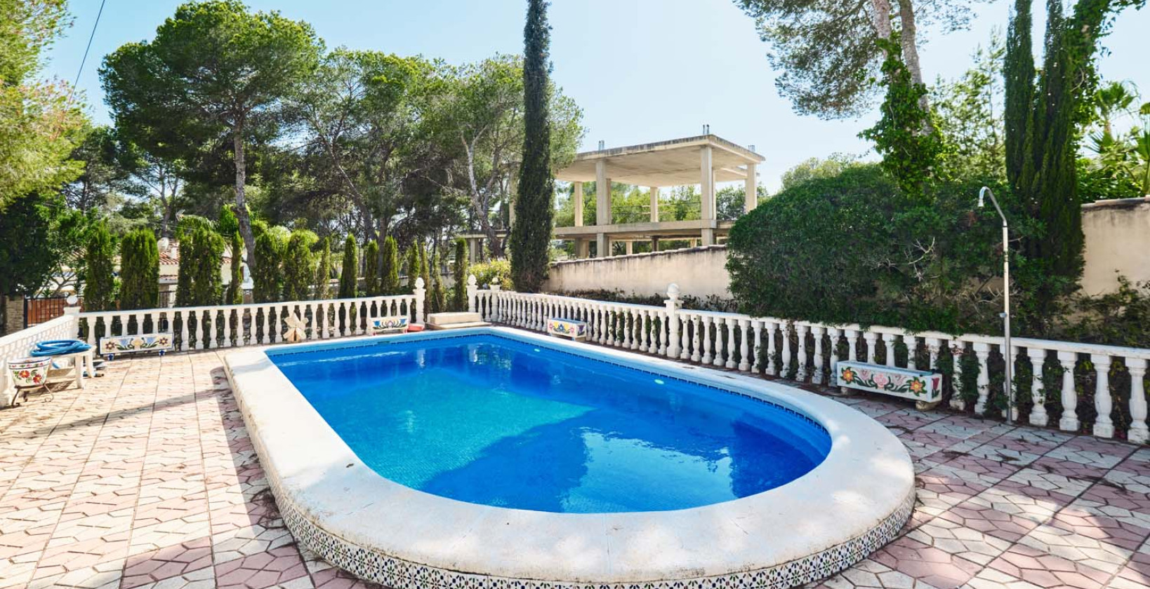 Återförsäljning - Villa - Pinar de Campoverde