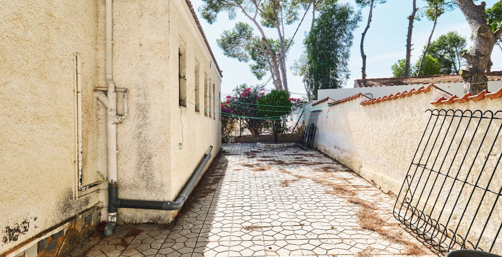 Återförsäljning - Villa - Pinar de Campoverde