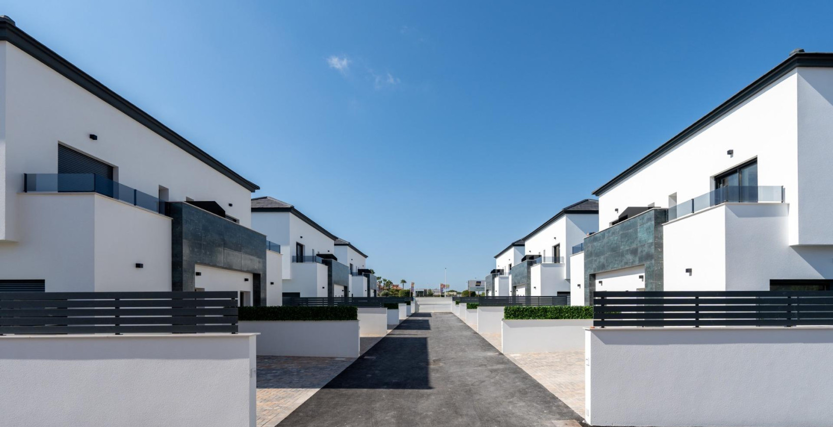 Nybyggnation - Radhus - Gran Alacant