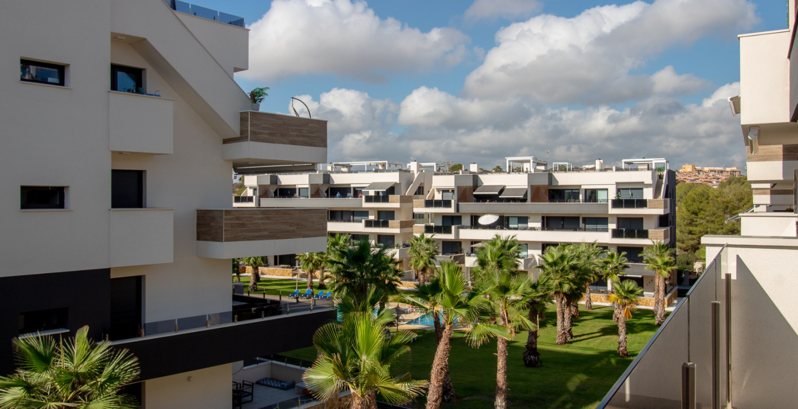 Resale - Apartment / flat - Los Altos