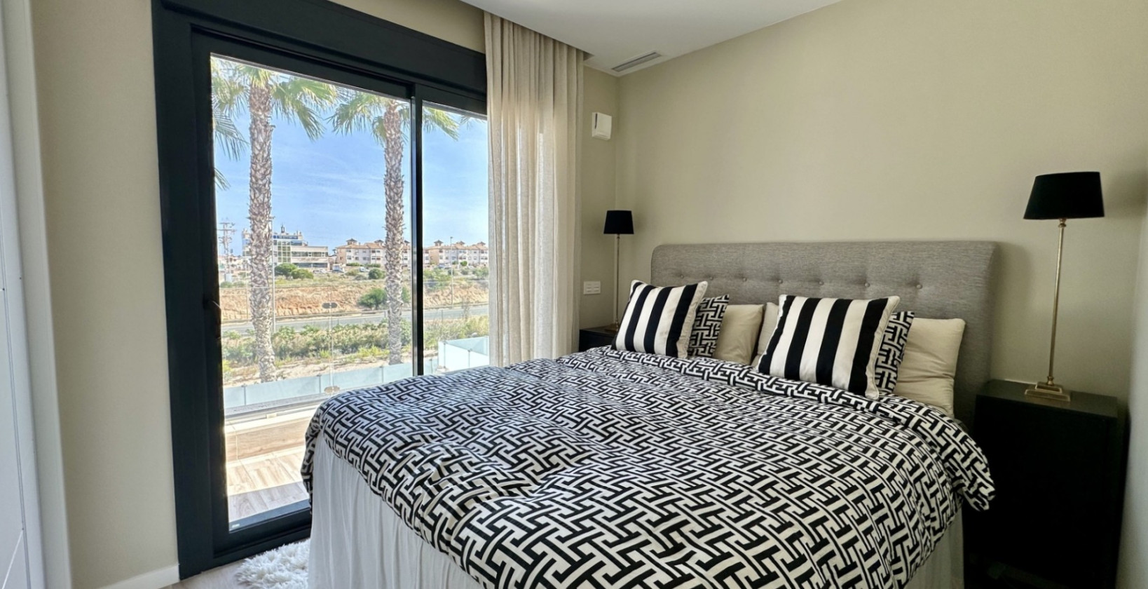 Resale - Villa - Orihuela Costa - Lomas de Cabo Roig