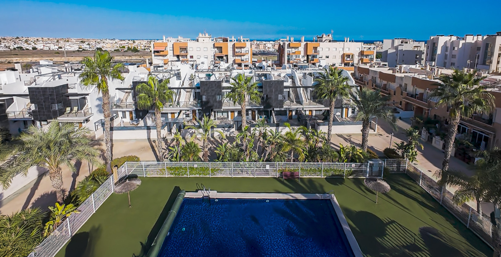 Resale - Townhouse - Los Dolses