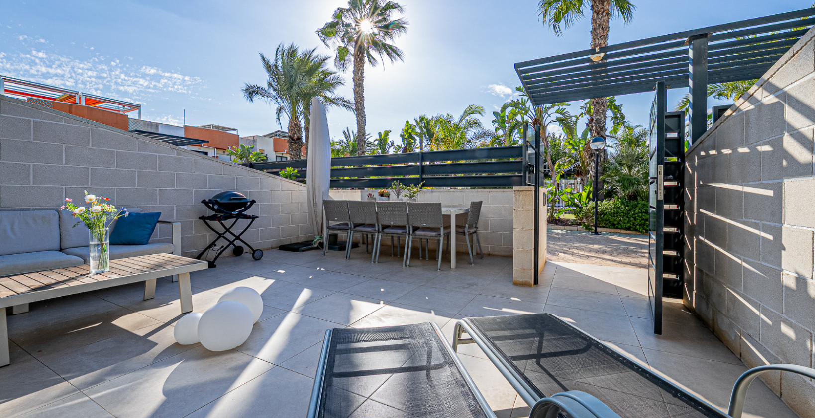 Resale - Townhouse - Los Dolses