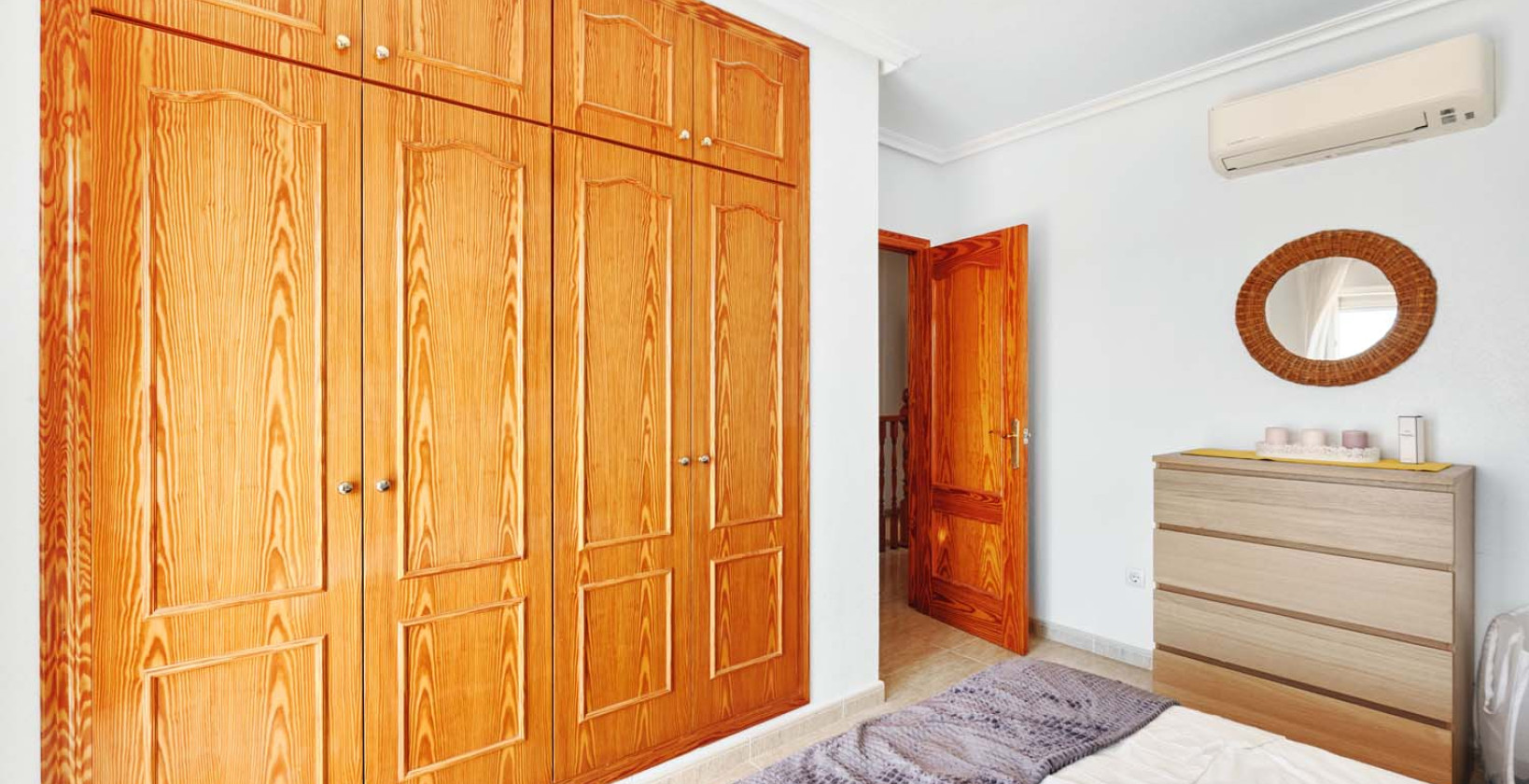 Återförsäljning - Semi-Detached Villa - Pinar de Campoverde