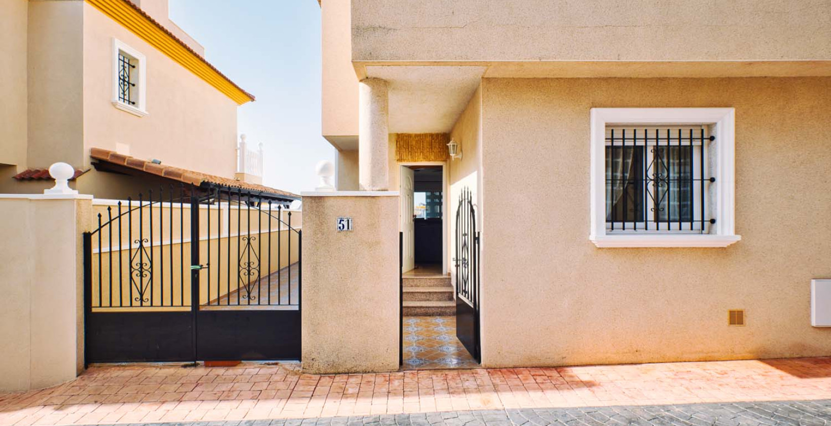 Återförsäljning - Semi-Detached Villa - Pinar de Campoverde