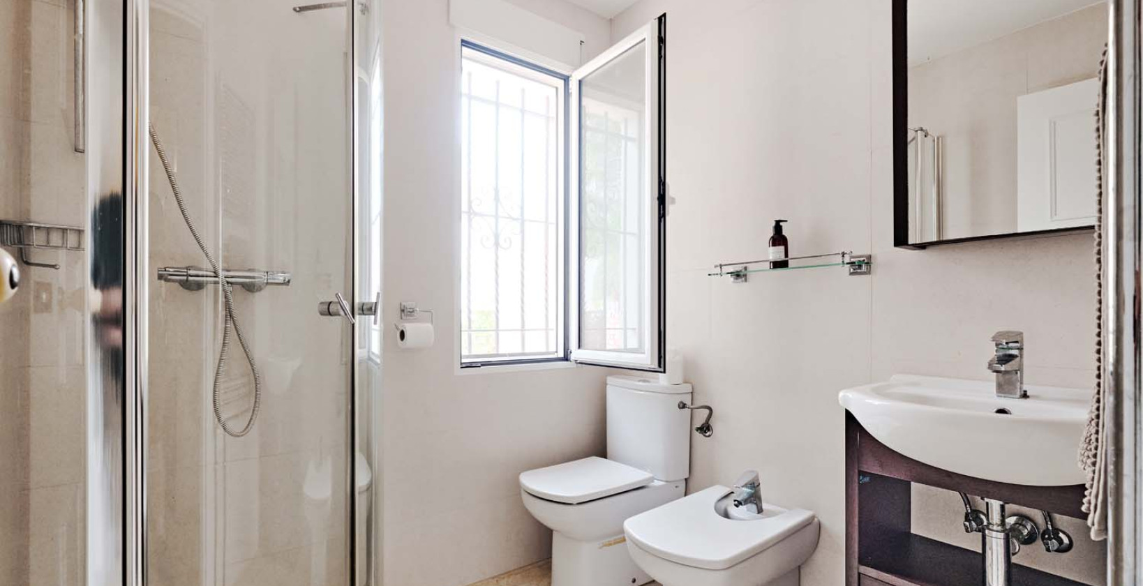 Återförsäljning - Villa - Pinar de Campoverde