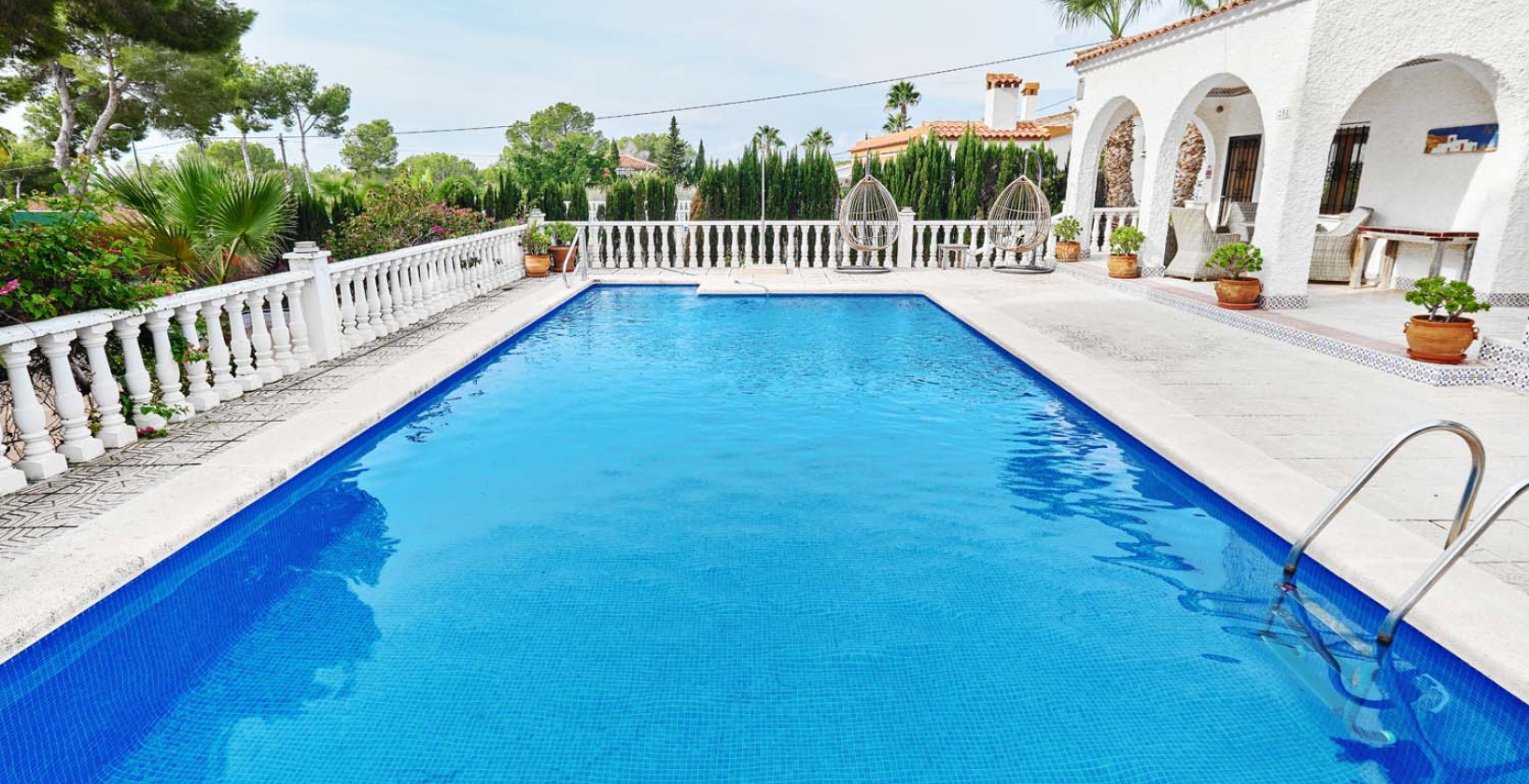 Återförsäljning - Villa - Pinar de Campoverde